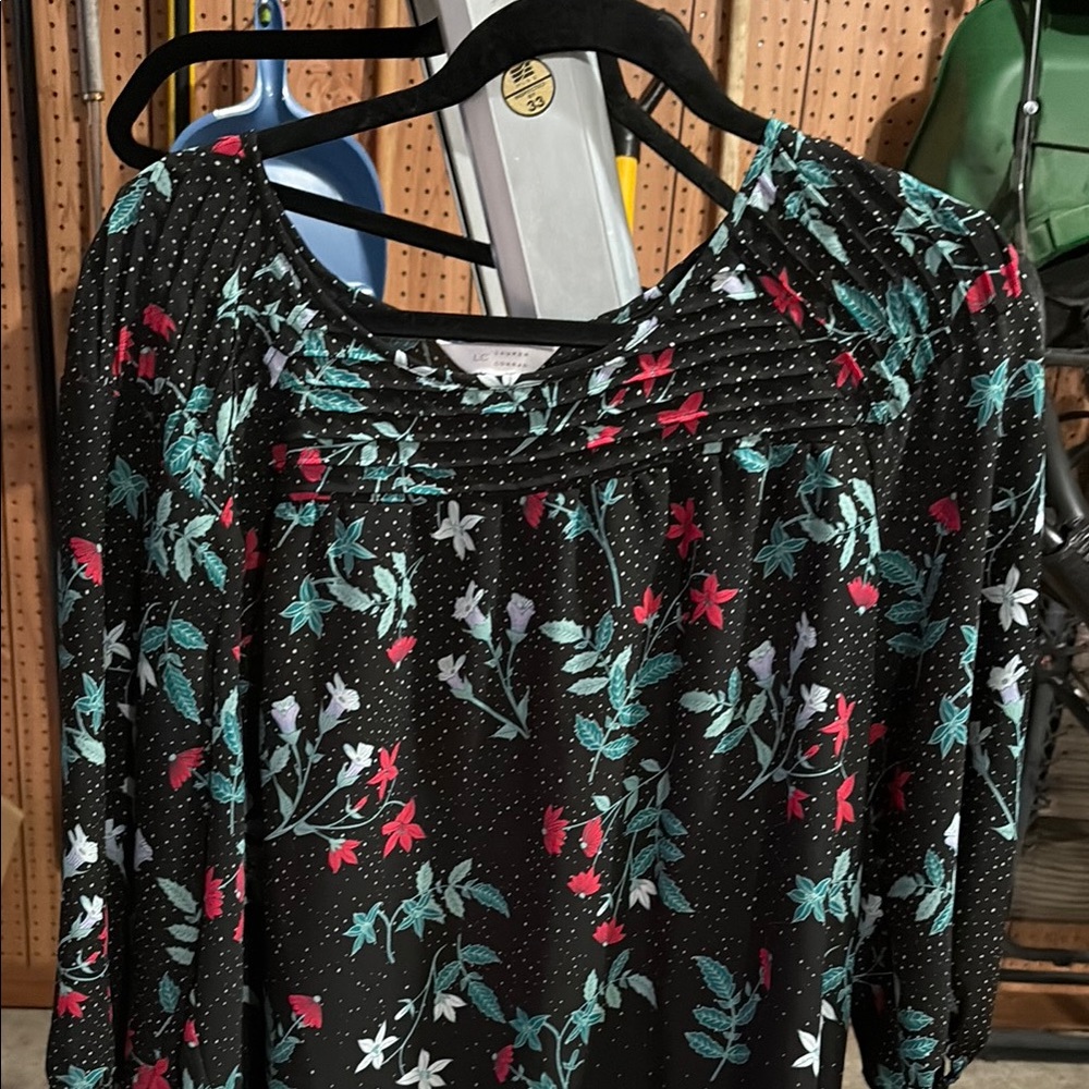 LC Lauren Conrad Green Smocked Long Sleeve Blouse